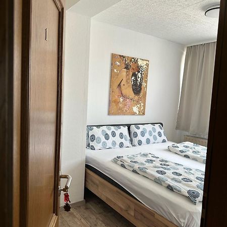 Hotel Gambrinus Dillingen an der Saar Bagian luar foto